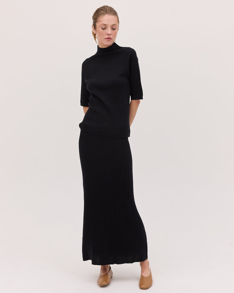 The Rib Knit Skirt - Black