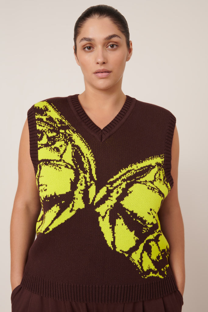 Wingspan Vest - Mahogany