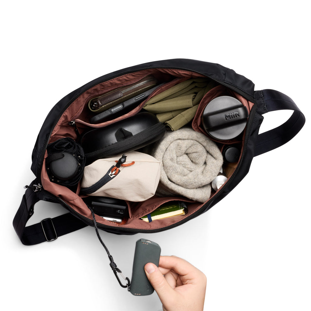 Laneway Crescent Bag / 12L - Ink