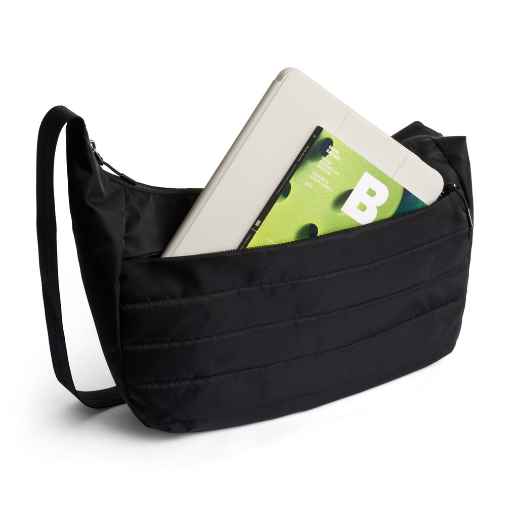 Laneway Crescent Bag / 12L - Ink