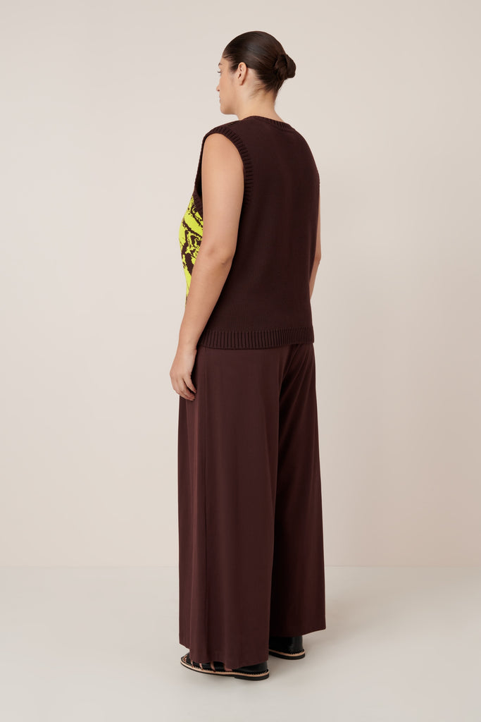 Wingspan Vest - Mahogany