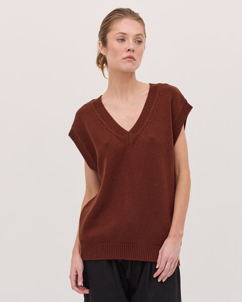The Vest - Mahogany