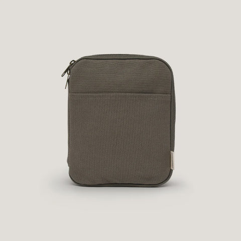 Toiletry Travel Bag / 3.3L - Olive